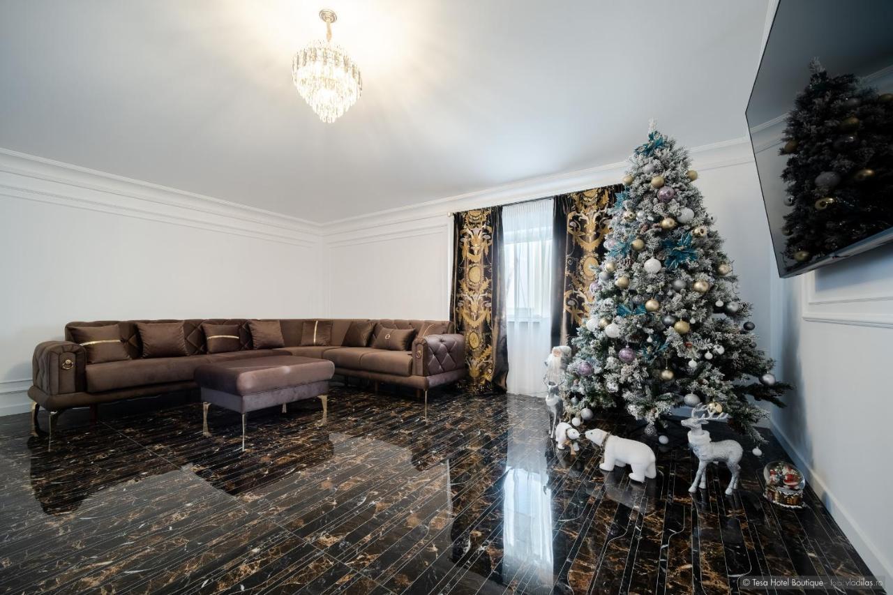 Tesa Boutique Hotel Târgu Neamţ Exterior foto